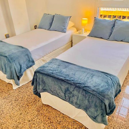 Encantadora Habitacion Privada Cerca Del Mar マラガ エクステリア 写真