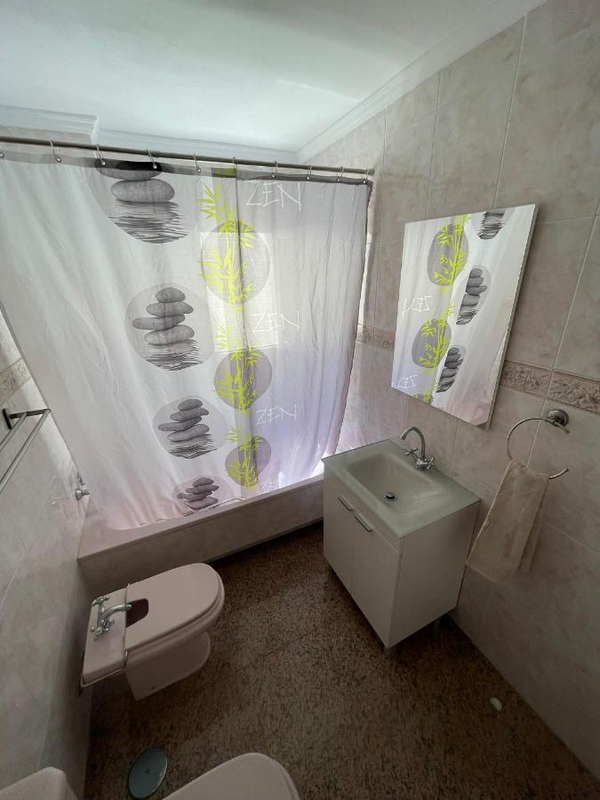 Encantadora Habitacion Privada Cerca Del Mar マラガ エクステリア 写真