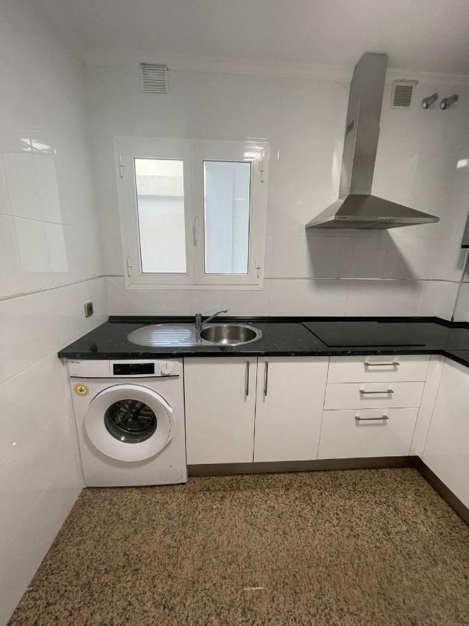 Encantadora Habitacion Privada Cerca Del Mar マラガ エクステリア 写真